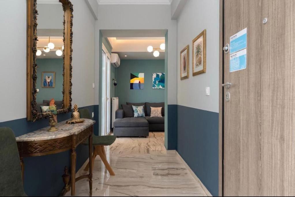 Artistic Apt In Vibrant Gazi With Large Terrace By Ghh Атина Екстериор снимка